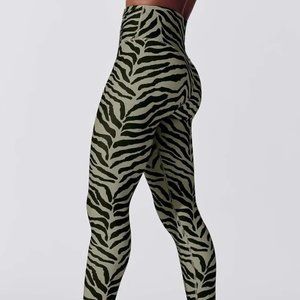 EUC Year Of Ours- Zebra/Tiger Print Leggings - XS